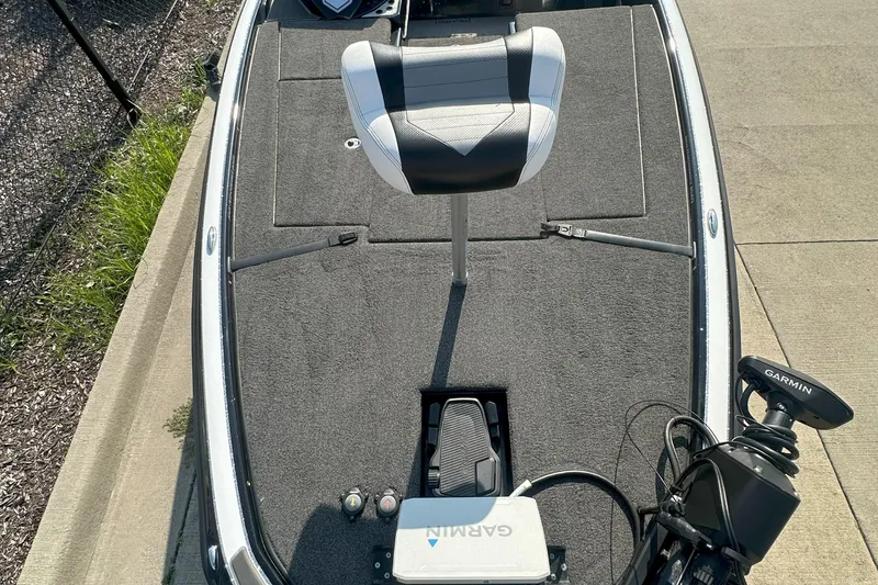 Slide: The Image of 2021 Blazer 650 Pro Tour boat deck with Garmin equipment and seating. - 14