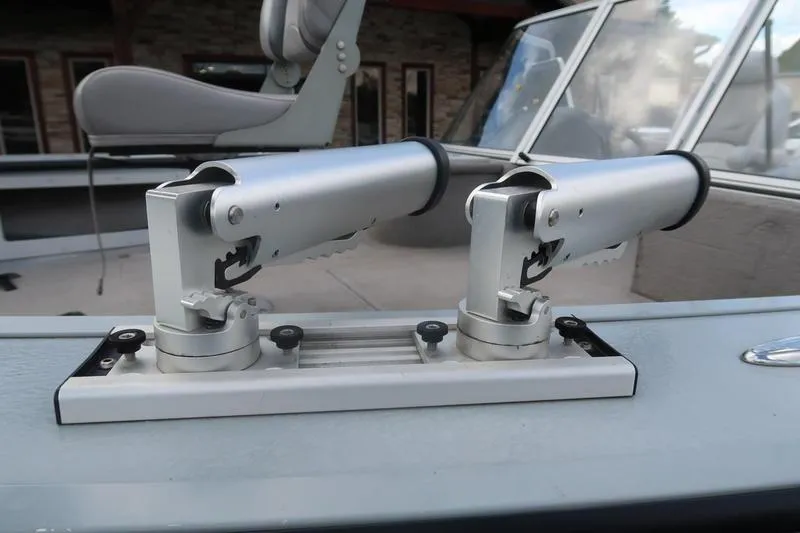 Slide: The Image of Rod holders on a 2008 Starcraft STX PRO 2050 boat deck. - 46