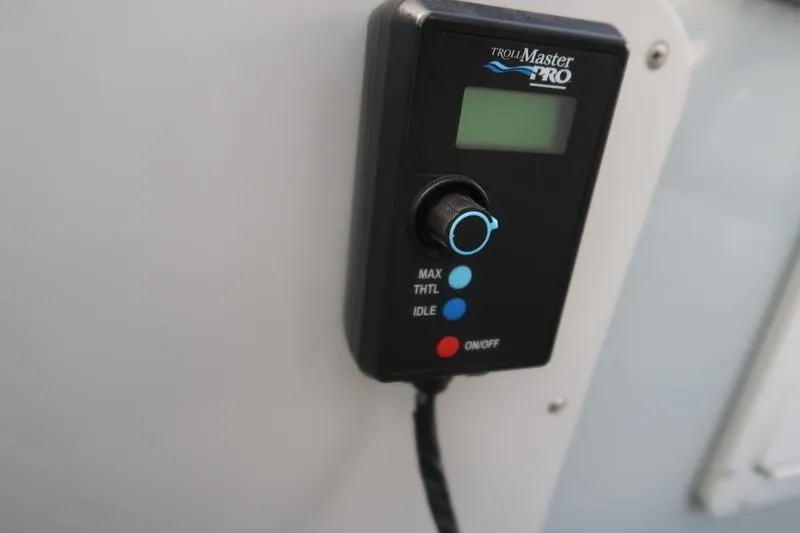 Slide: The Image of TrollMaster Pro control panel on 2008 Starcraft STX PRO 2050 boat. - 56