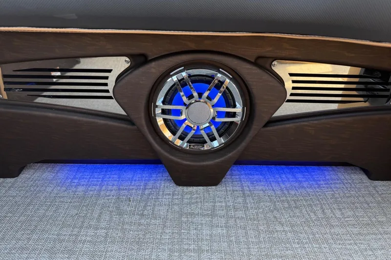 Slide: The Image of Speaker system with blue LED lighting in 2025 Tahoe 2585 model. - 18