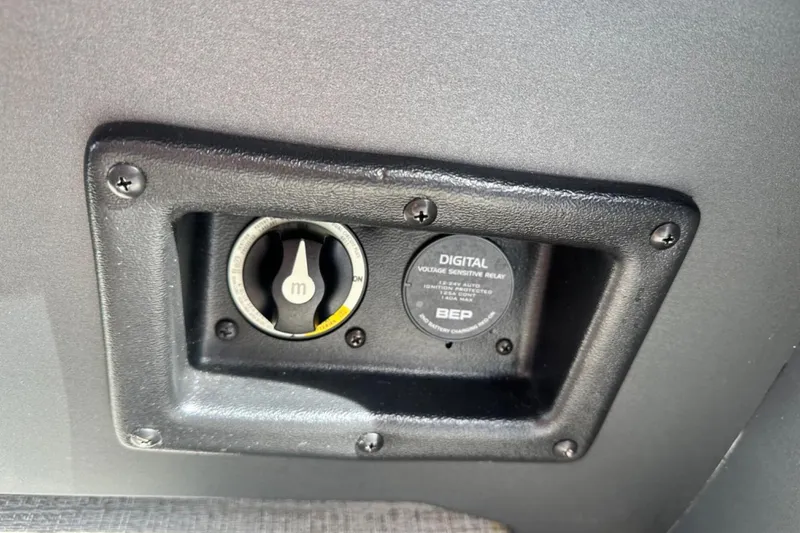 Slide: The Image of Control panel of a 2025 Tahoe 2785 with digital voltage sensitive relay. - 10