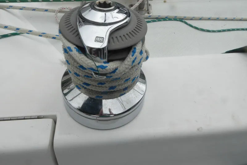 Slide: The Image of Winch with rope on 1998 Catalina 36 MkII sailboat deck. - 41