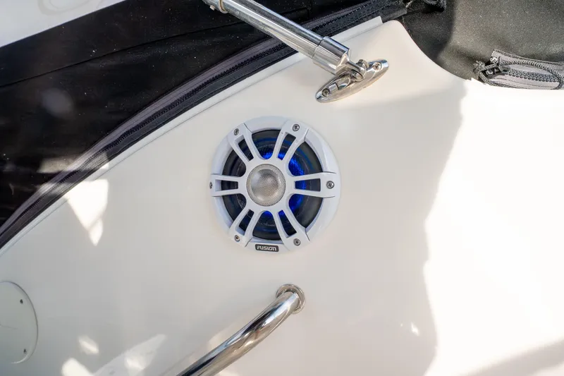 Slide: The Image of Speaker on 2005 Silverton 34 Convertible boat, featuring Fusion marine audio system. - 23