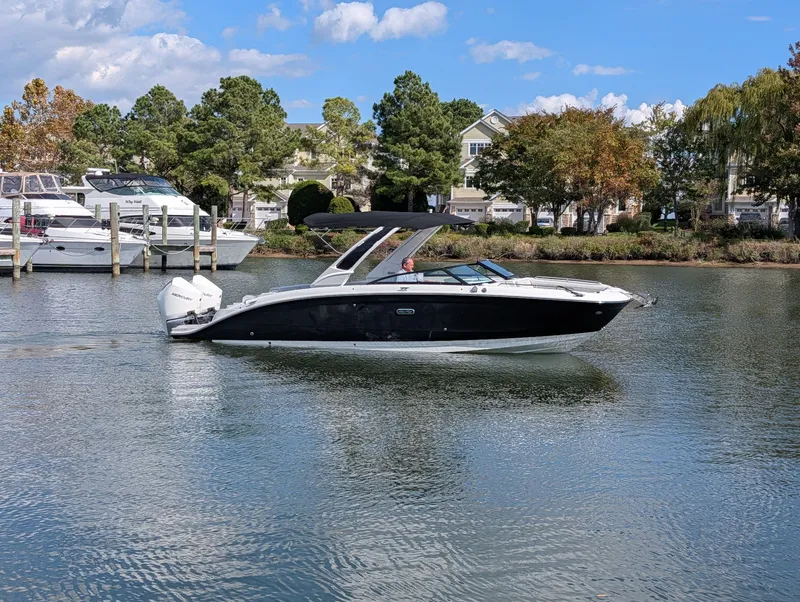 Slide: The Image of Sea Ray SDX 290 Outboard 2026 - 0