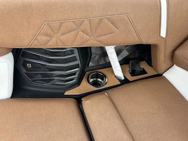 Slide: The Image of Nautique Super Air Nautique G23 Paragon 2026 - 20