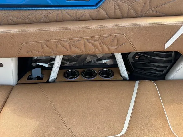 Slide: The Image of Nautique Super Air Nautique G23 Paragon 2026 - 23