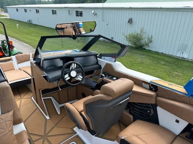 Slide: The Image of Nautique Super Air Nautique G23 Paragon 2026 - 25