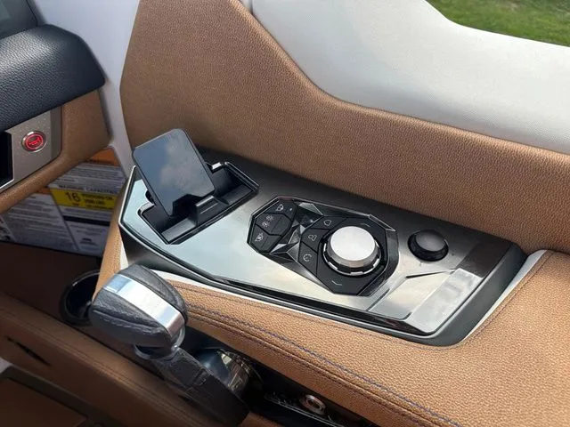 Slide: The Image of Nautique Super Air Nautique G23 Paragon 2026 - 34