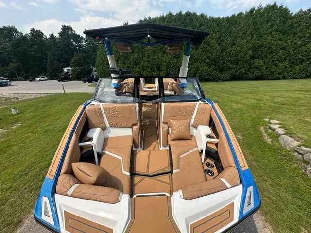 Slide: The Image of Nautique Super Air Nautique G23 Paragon 2026 - 51