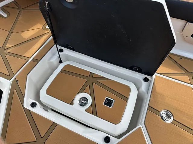 Slide: The Image of Nautique Super Air Nautique G23 Paragon 2026 - 56