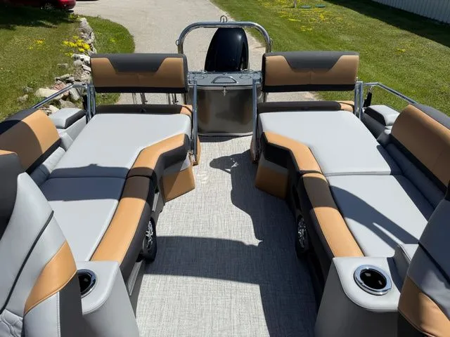 Slide: The Image of Tahoe 2385 Cascade Quad Lounger 2025 - 13