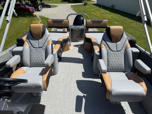 Slide: The Image of Tahoe 2385 Cascade Quad Lounger 2025 - 16