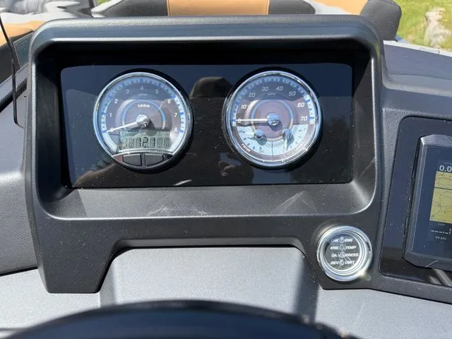 Slide: The Image of Tahoe 2385 Cascade Quad Lounger 2025 - 19