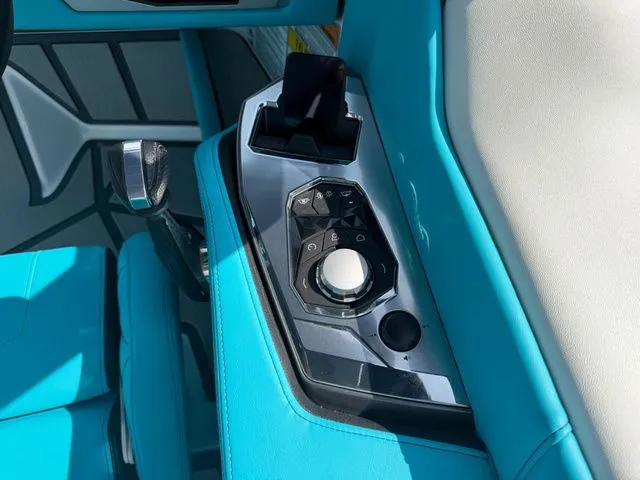 Slide: The Image of Nautique Super Air Nautique G23 Paragon 2025 - 25