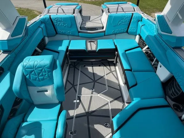 Slide: The Image of Nautique Super Air Nautique G23 Paragon 2025 - 28