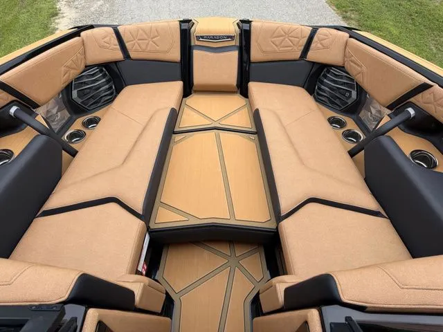 Slide: The Image of Nautique Super Air Nautique G25 Paragon 2026 - 21