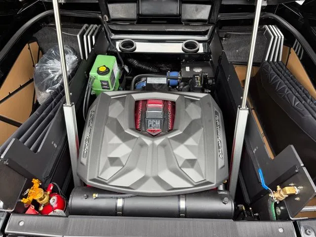 Slide: The Image of Nautique Super Air Nautique G25 Paragon 2026 - 29