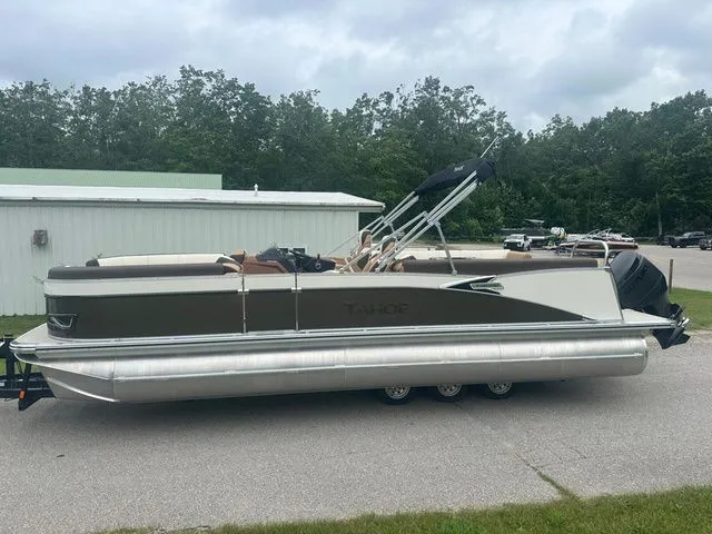 Slide: The Image of Tahoe 2585 Cascade QL 2025 - 3