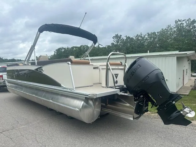 Slide: The Image of Tahoe 2585 Cascade QL 2025 - 4