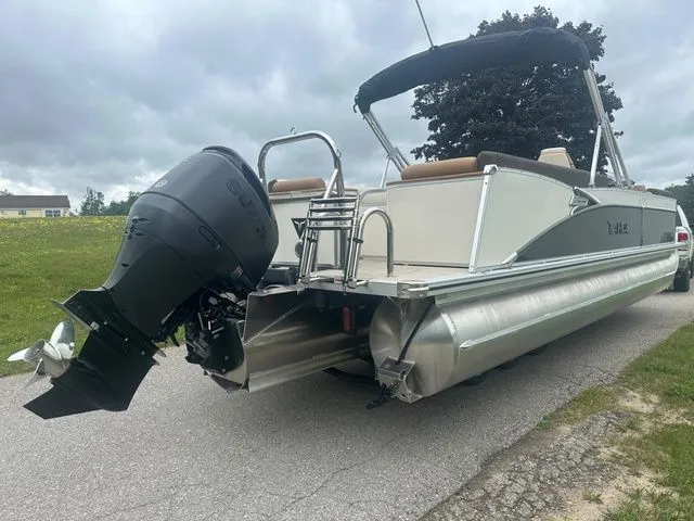 Slide: The Image of Tahoe 2585 Cascade QL 2025 - 6