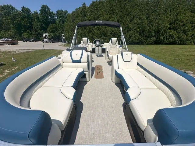 Slide: The Image of Tahoe 2585 Cascade QL 2025 - 9