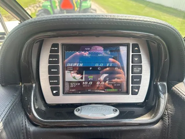 Slide: The Image of Malibu Wakesetter 20 VTX 2015 - 19