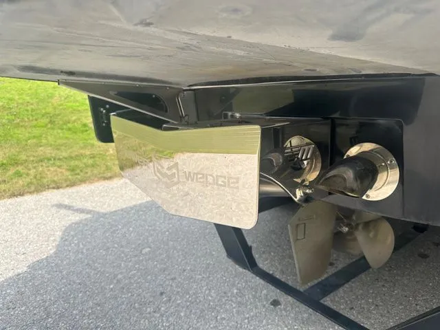 Slide: The Image of Malibu Wakesetter 20 VTX 2015 - 27