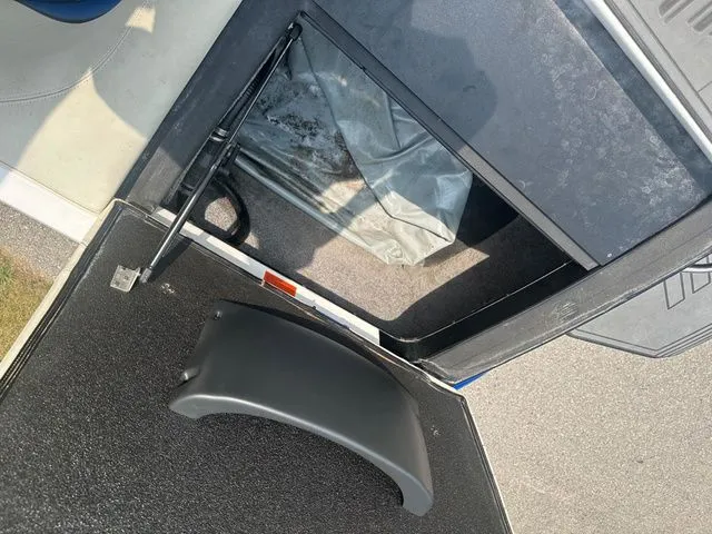 Slide: The Image of Malibu Wakesetter 20 VTX 2015 - 32