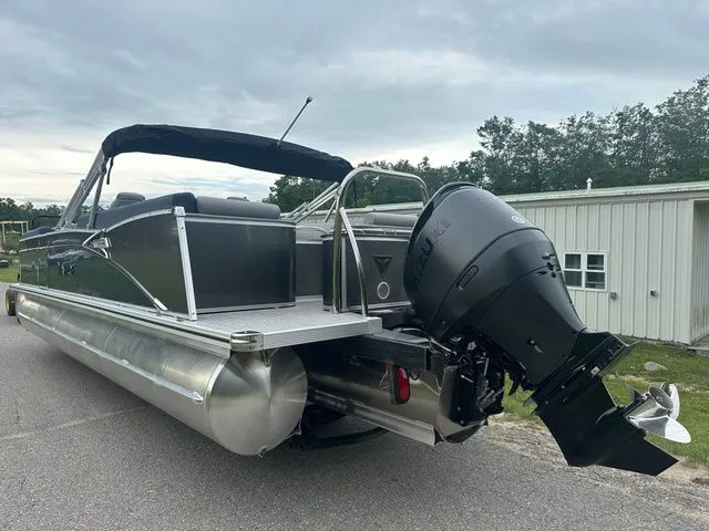 Slide: The Image of Tahoe 2585 Cascade QL 2025 - 4