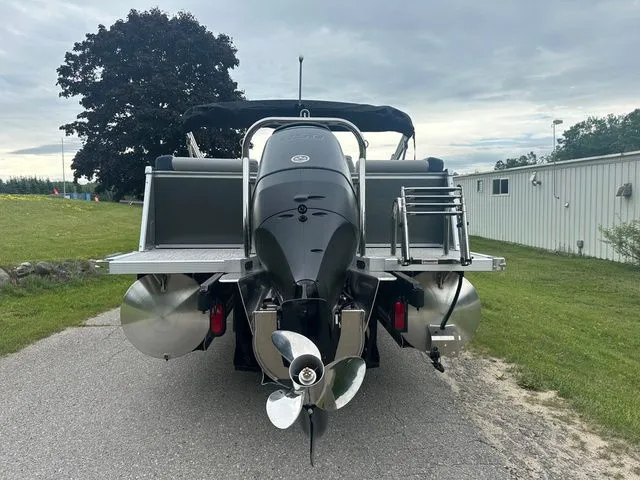 Slide: The Image of Tahoe 2585 Cascade QL 2025 - 5