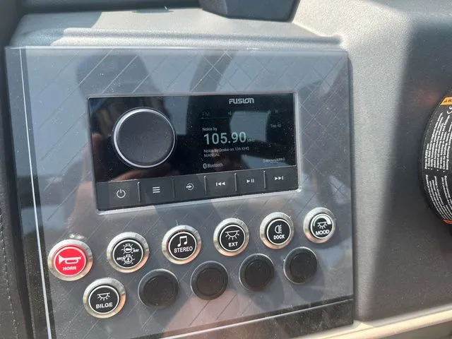 Slide: The Image of Tahoe 2585 Cascade QL 2025 - 17