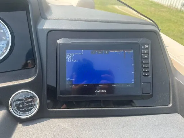 Slide: The Image of Tahoe 2585 Cascade QL 2025 - 19