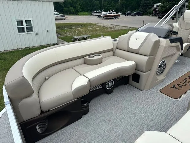 Slide: The Image of Tahoe 2385 Cascade Quad Lounger 2025 - 13