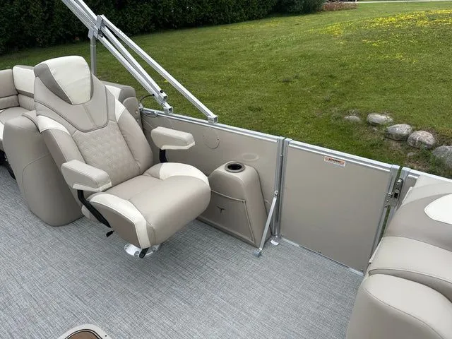 Slide: The Image of Tahoe 2385 Cascade Quad Lounger 2025 - 20