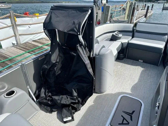 Slide: The Image of Tahoe 2385 ql 2025 - 7