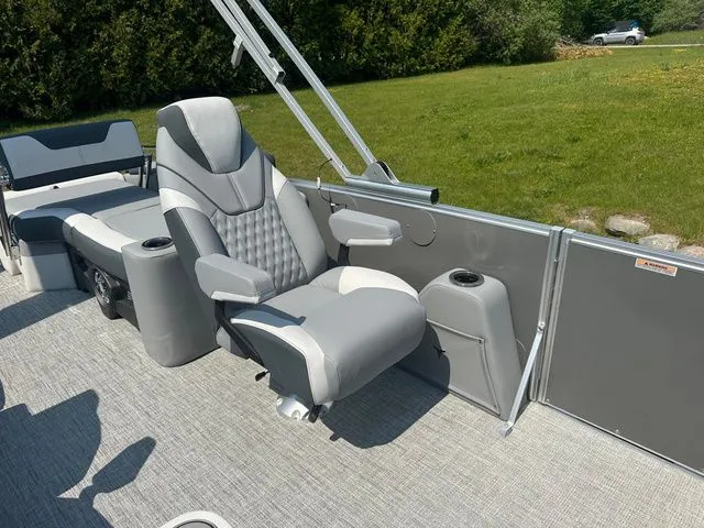 Slide: The Image of Tahoe 2385 ql 2025 - 18