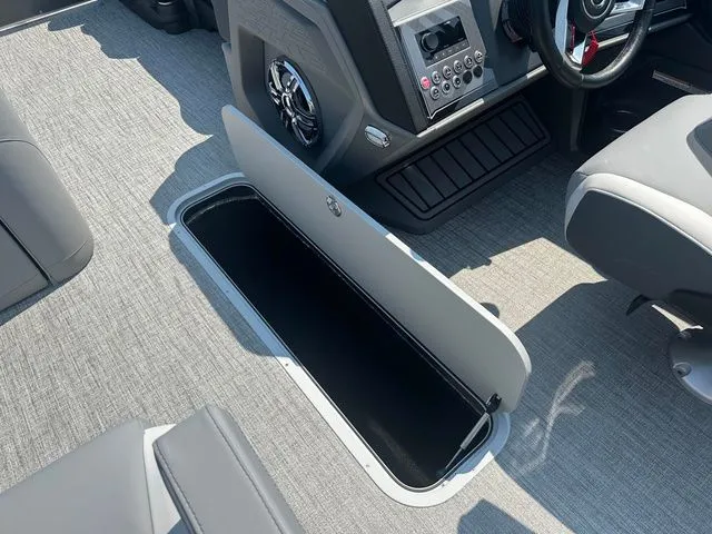 Slide: The Image of Tahoe 2385 ql 2025 - 24