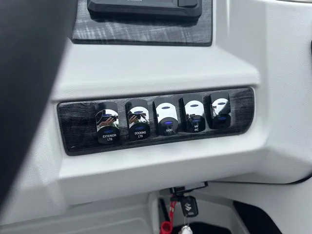 Slide: The Image of Tahoe 2185 LTZ Quad Lounger 2025 - 26