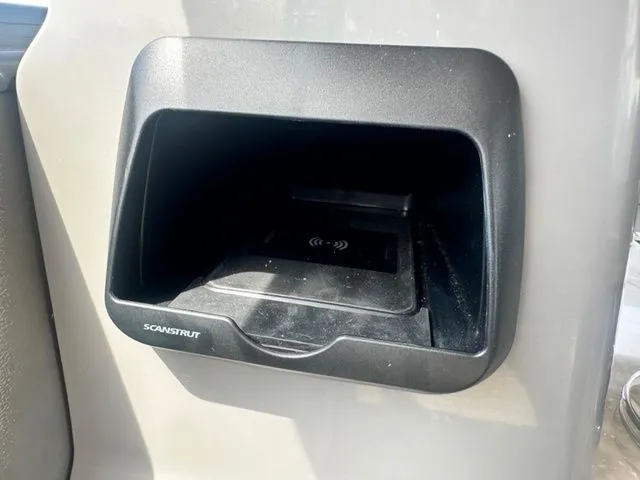 Slide: The Image of Tahoe 2785 Cascade Entertainer 2025 - 19