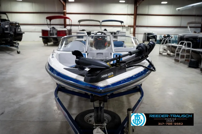 Slide: The Image of 2006 Skeeter SL 190 boat with Minn Kota motor in showroom, Reeder Trausch Marine. - 3