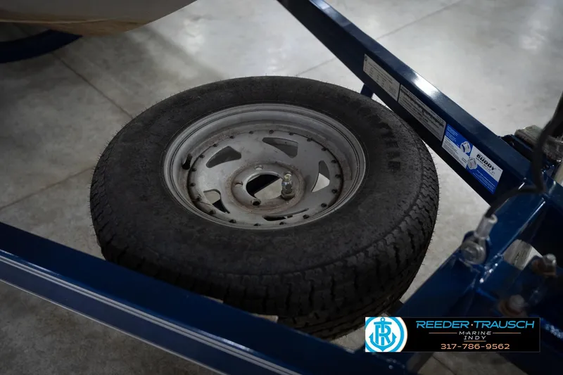 Slide: The Image of 2006 Skeeter SL 190 trailer tire on display at Reeder Trausch Marine. - 50