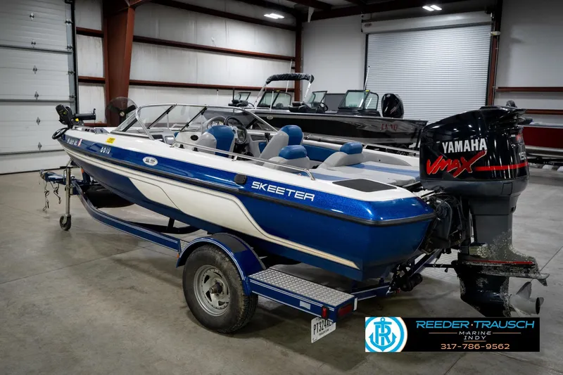 Slide: The Image of 2006 Skeeter SL 190 boat with Yamaha VMAX engine in indoor showroom. - 8