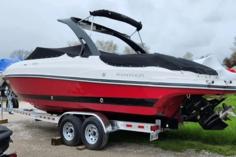 Slide: The Image of Rinker QX29 CC 2017 - 3