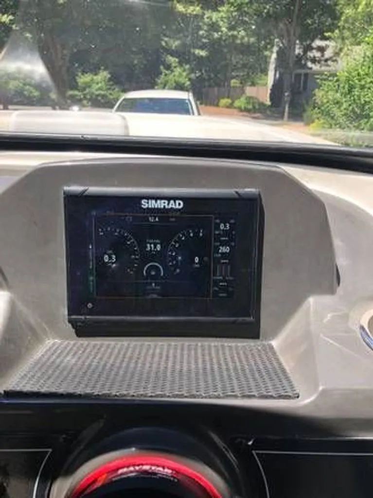 Slide: The Image of Bayliner 18 VR4/OB 2023 - 3