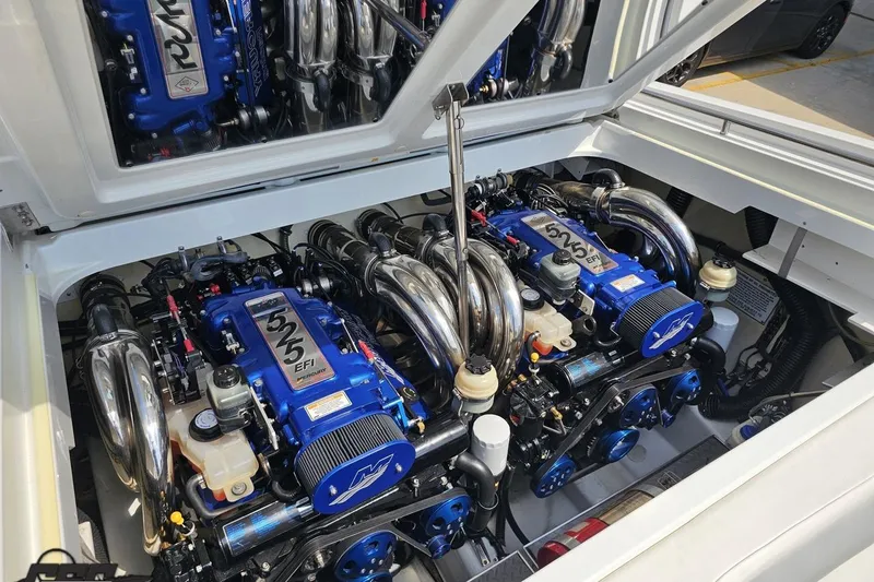 Slide: The Image of 2005 Formula 353 FASTech engine compartment with dual 525 EFI engines. - 97