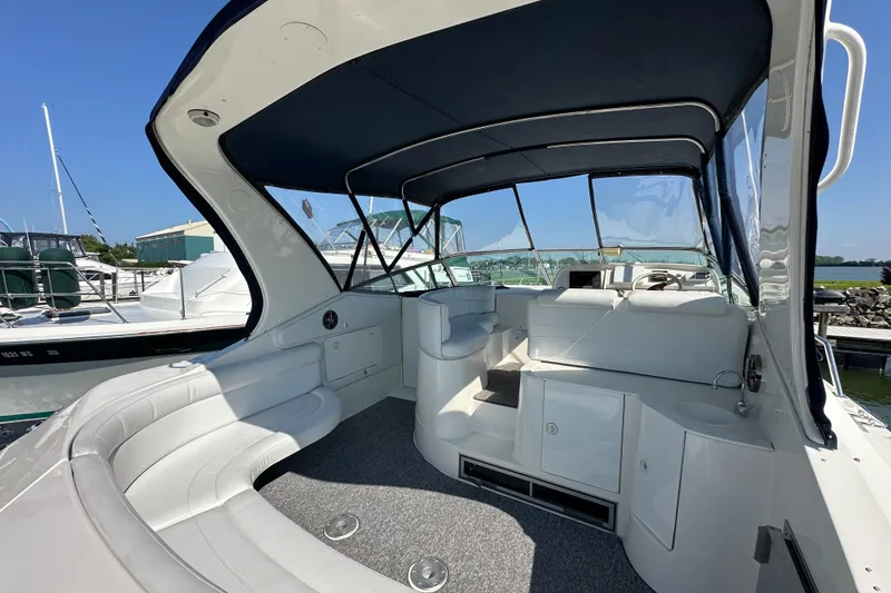 Slide: The Image of 1995 Cruisers Yachts 3570 Esprit for sale by Lucas Sochacki at Parma Marine (440) 915-8995 - 11