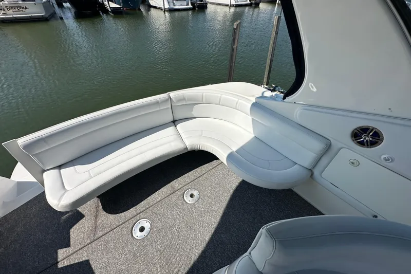 Slide: The Image of 1995 Cruisers Yachts 3570 Esprit for sale by Lucas Sochacki at Parma Marine (440) 915-8995 - 19