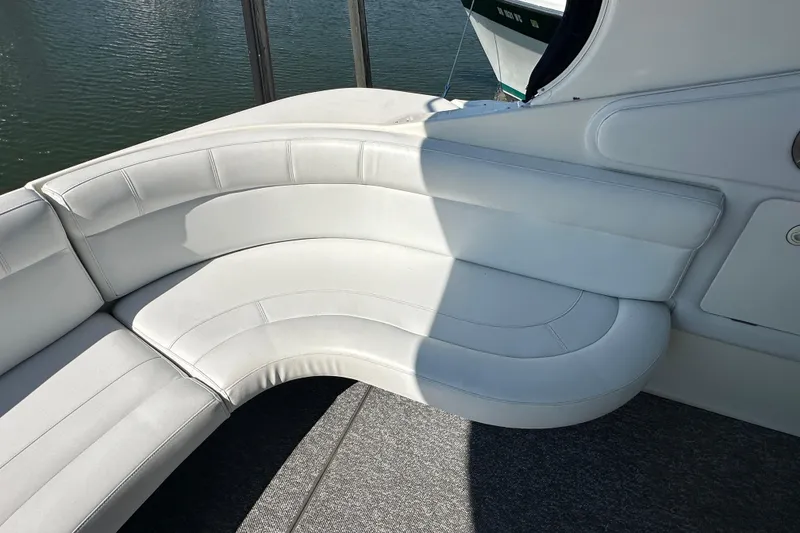 Slide: The Image of 1995 Cruisers Yachts 3570 Esprit for sale by Lucas Sochacki at Parma Marine (440) 915-8995 - 21