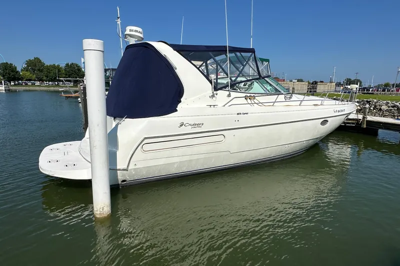 Slide: The Image of 1995 Cruisers Yachts 3570 Esprit for sale by Lucas Sochacki at Parma Marine (440) 915-8995 - 3