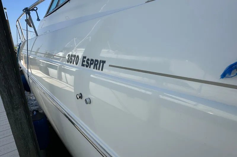 Slide: The Image of 1995 Cruisers Yachts 3570 Esprit for sale by Lucas Sochacki at Parma Marine (440) 915-8995 - 9